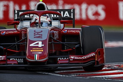 De Vries bate a Norris en una carrera de locura de la F2