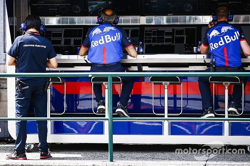 Red Bull и Toro Rosso начнут обмениваться технологиями по примеру Ferrari и Haas
