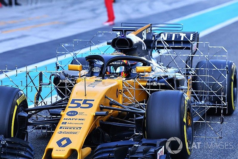 Carlos Sainz Jr., Renault Sport F1 Team RS17 met aerodynamische sensoren