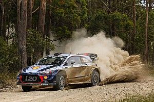 ES12 à 16 - Neuville s'échappe, Meeke abandonne