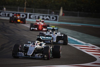 A versenyző, aki F1-es világbajnoki címet nyert Lewis Hamilton mellett: NICO ROSBERG