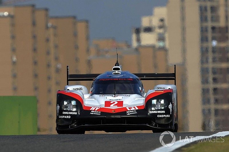 #2 Porsche Team Porsche 919 Hybrid: Timo Bernhard, Earl Bamber, Brendon Hartley