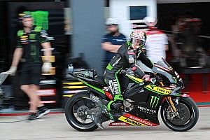 Zarco se disculpa con Pedrosa por su maniobra: "Tuvo mala suerte de pisar agua"