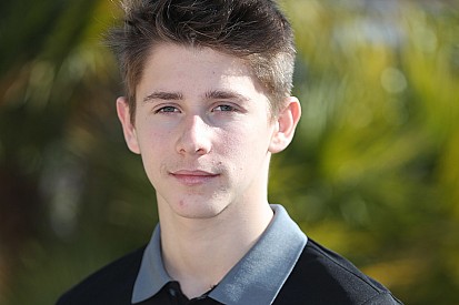 Irmão de Leclerc é contratado por time júnior da Alfa comandado por Schumacher