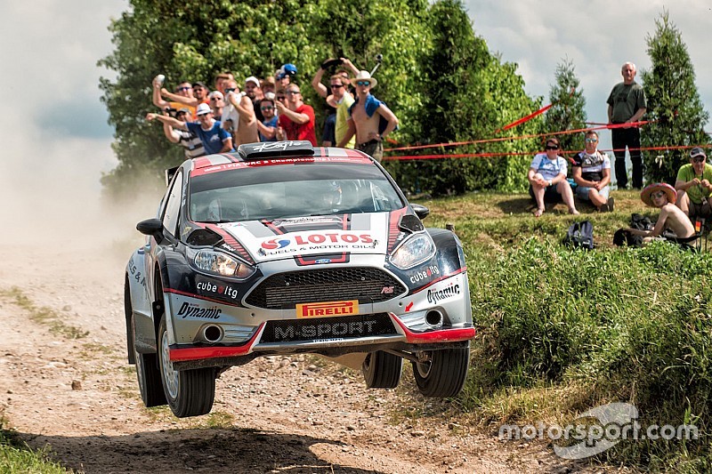 Kajetanowicz passa in WRC2: inizierà la stagione 2018 in Sardegna