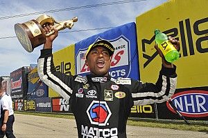 Antron Brown conquers Chicago to take points lead