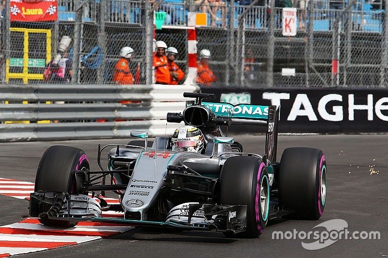 Monaco GP: Hamilton tops incident-filled first practice