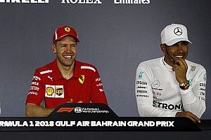 Vettel defends Hamilton's "dickhead" remark
