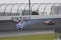 NASCAR Cup Series: Sengit, Kyle Busch kalahkan Larson