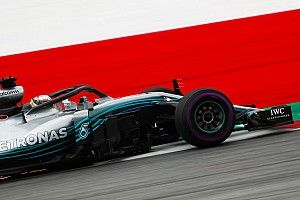 Hamilton y Bottas mantuvieron a Mercedes al frente en Austria