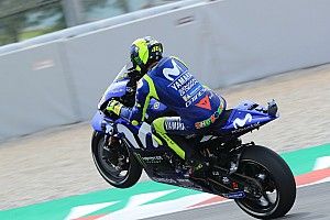 Képekben a Katalán Nagydíj pénteki napja: Rossi, Marquez, Lorenzo…