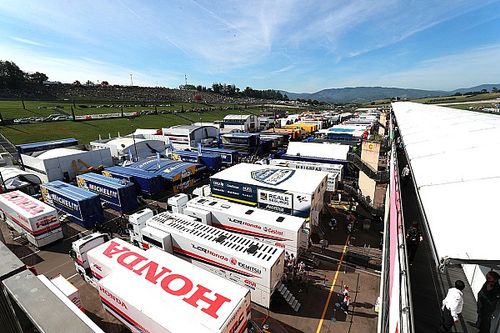 MotoGP | Cecchinello: "I team non possono lamentarsi del calendario lungo"