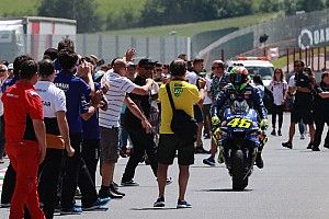 Rossi: Şampiyonluk için yeterince hızlı değilim