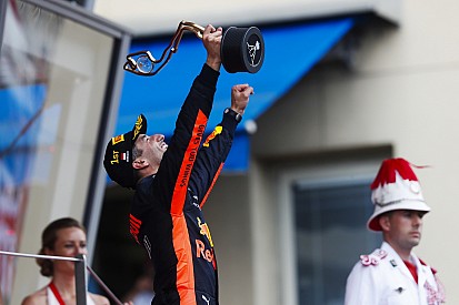 Ricciardo kimerült, miután 160 lóerővel kevesebbel húzta be a győzelmet