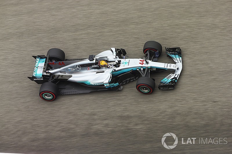 Com Vettel na cola, Hamilton domina TL3; Massa é 6º