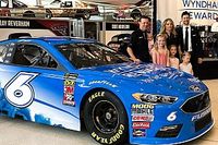 Kenseth vuelve a NASCAR con Roush Fenway Racing
