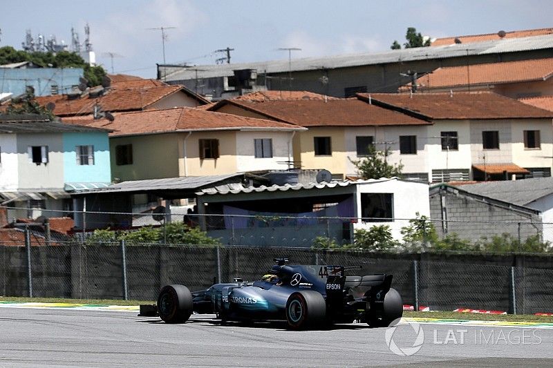 Mercedes no da opciones en los libres 2 de Brasil