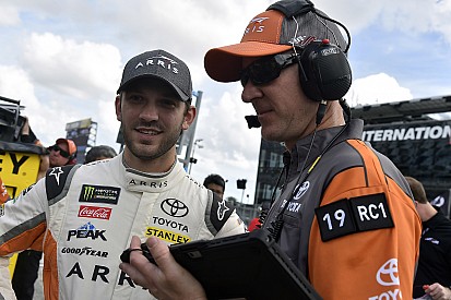 Daniel Suárez completa la barrida en Daytona