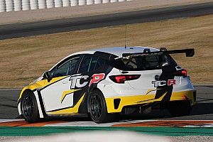 Clamoroso: la Kissling Motorsport chiude, le Opel Astra TCR passano alla Lubner Motorsport