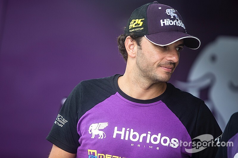 Ex-Stock Car, Tuka Rocha sofre graves queimaduras em acidente de avião