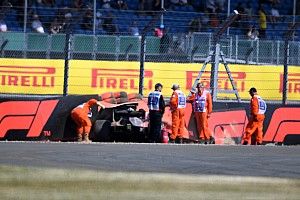 FP3 GP Inggris: Hamilton teratas, Hartley kecelakaan dramatis