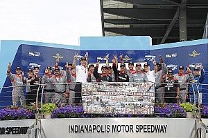 Indianapolis IndyCar: Power Team Penske'nin 200. galibiyetini elde etti