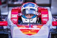 Алези выиграл дождевой спринт GP3 в Барселоне