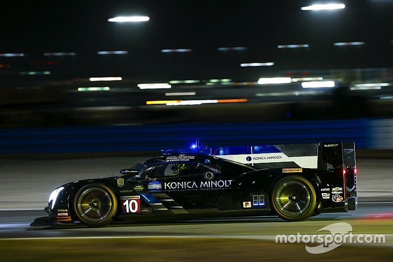 #10 Wayne Taylor Racing Cadillac DPi, P: Renger van der Zande, Jordan Taylor, Ryan Hunter-Reay