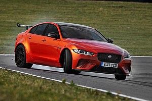 Jaguar XE SV Project 8 jadi sedan tercepat di Nurburgring