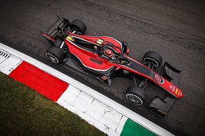 F2 Abu Dhabi: Antrenmanların en hızlısı Russell