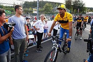 Red Bull explica por qué liberó a Carlos Sainz