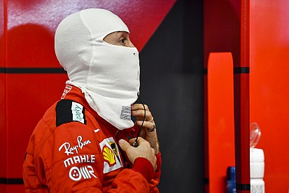 Феттель сравнил Ferrari-2020 с прошлогодней. Новая быстрее в поворотах