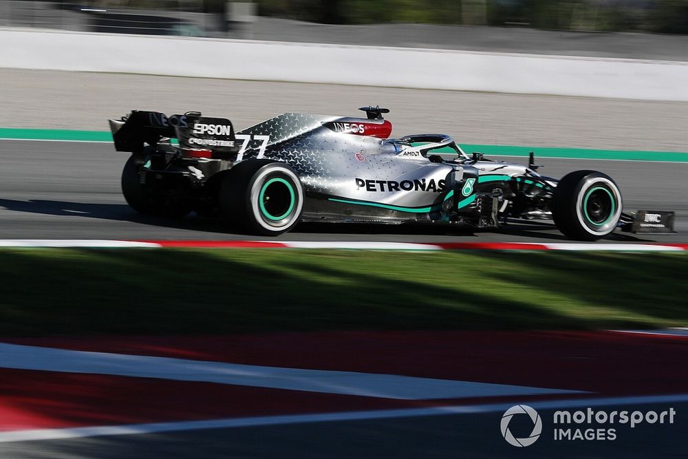 Mercedes desmiente los rumores de su salida de la F1