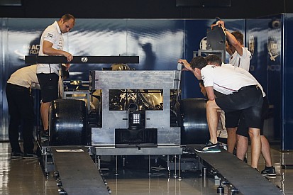 Mercedes: rileva le quote di Lauda e tratta per stare in F1