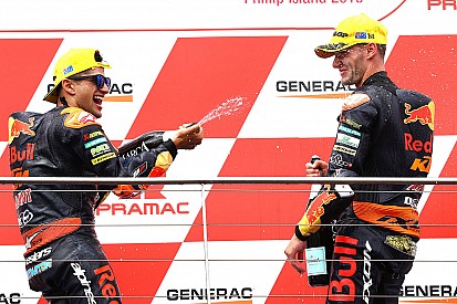 Binder et Martín offrent un doublé à KTM, Márquez effacé