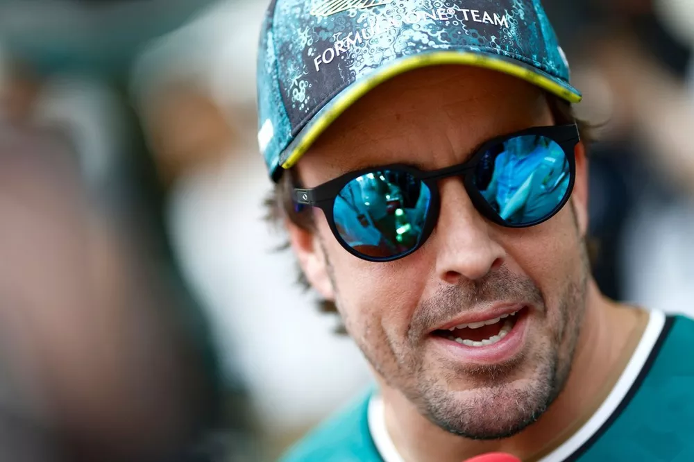Fernando Alonso, Aston Martin F1 Team
