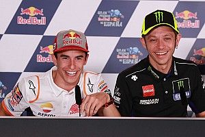 Rossi: "Marquez all'apice? E' giovane, può ancora migliorare"