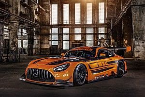 Mercedes onthult gloednieuwe AMG GT3 op Nürburgring