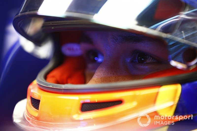 Albon, el fan de Rossi al que su madre calmaba con vídeos del #46