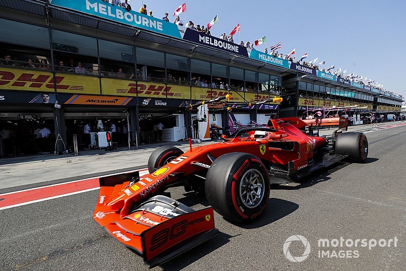 A meglepett Vettel szerint a Ferrarinak "ennél jobban kellene mennie"