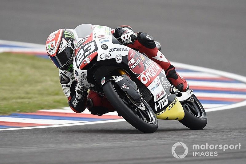 Antonelli se lleva la pole por delante de Raúl Fernández