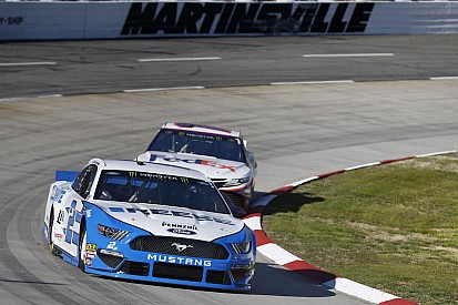 Brad Keselowski dominates in Stage 2 win at Martinsville