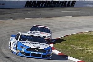 Brad Keselowski dominates in Stage 2 win at Martinsville