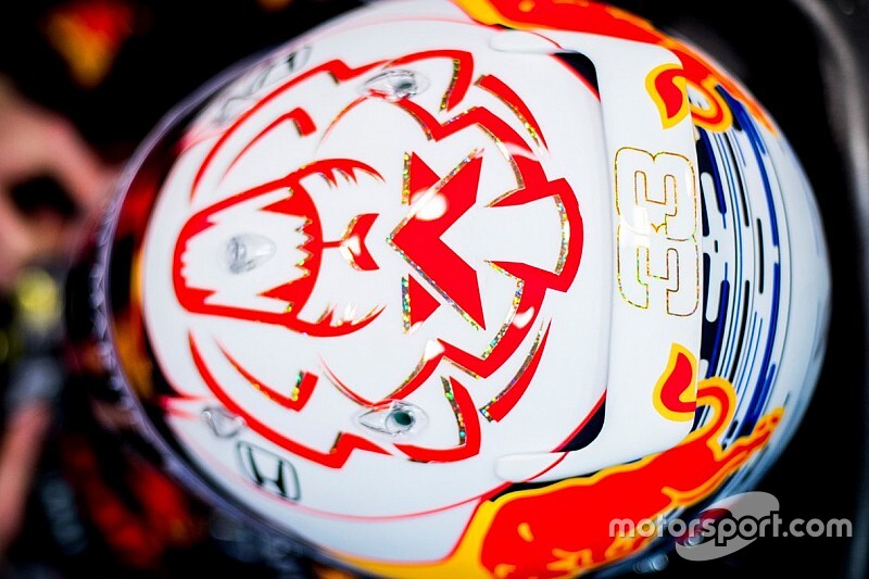 VIDEO: Verstappen onthult helm voor F1-seizoen 2020