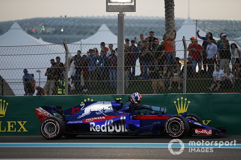Gasly nem hiszi el, hogyan esett ki a Toro Rossóval