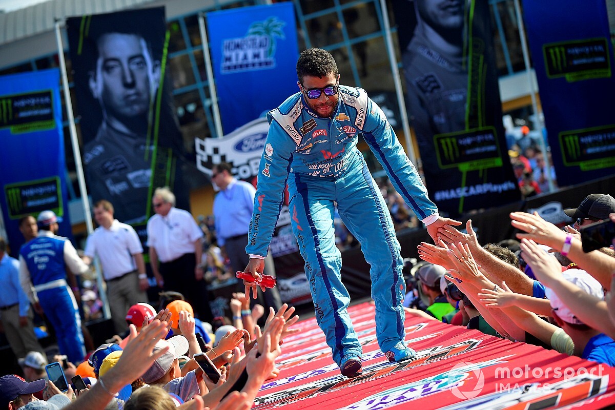 Vergogna alla NASCAR, grave caso di razzismo nei confronti di Bubba Wallace