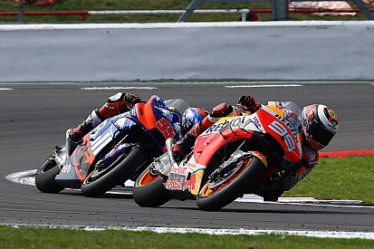 Lorenzo : "Ankylosé" et avec "beaucoup de douleur" mais satisfait !