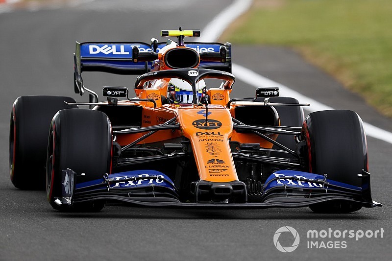 Тактическая ошибка McLaren лишила Норриса очков. Ландо вступился за команду