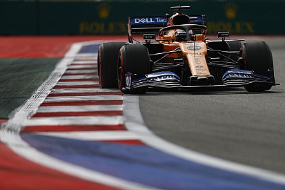 Sainz: "Neden bu kadar yavaş olduğumuzu bilmiyoruz"