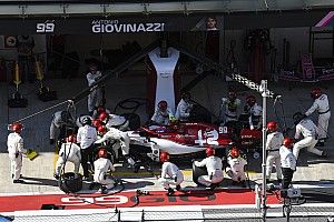 Giovinazzi: "La mia Alfa era il prosciutto in un panino"